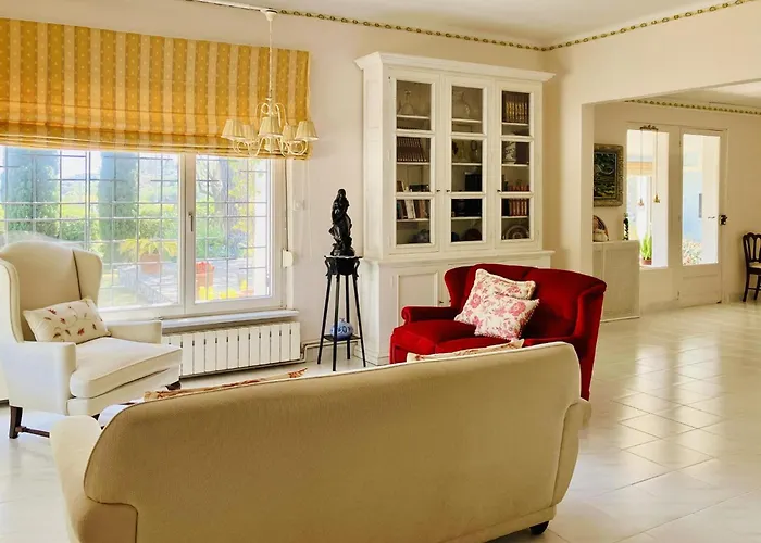 Ensueno Costabravasi *