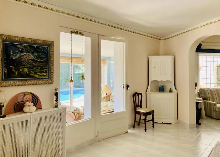 Ensueno Costabravasi *