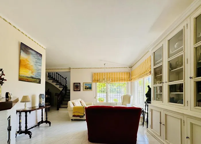 Ensueno Costabravasi بيت للعطل *