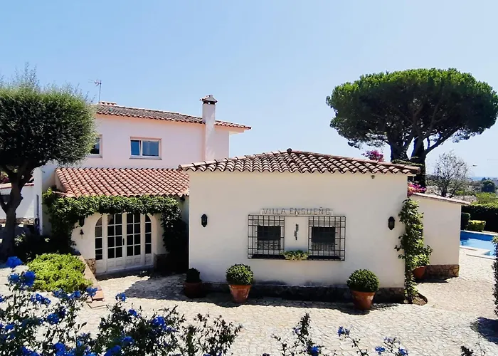 Ensueno Costabravasi بيت للعطل